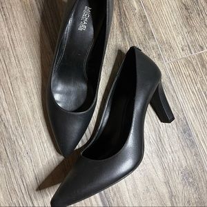 Michael Kors Black Wide Heel Pumps Sz 8
